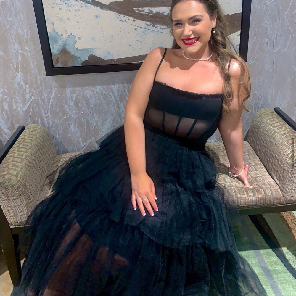 Black Betsy & Adams Ruffle dress worn once to a grad school gala! Size 14
